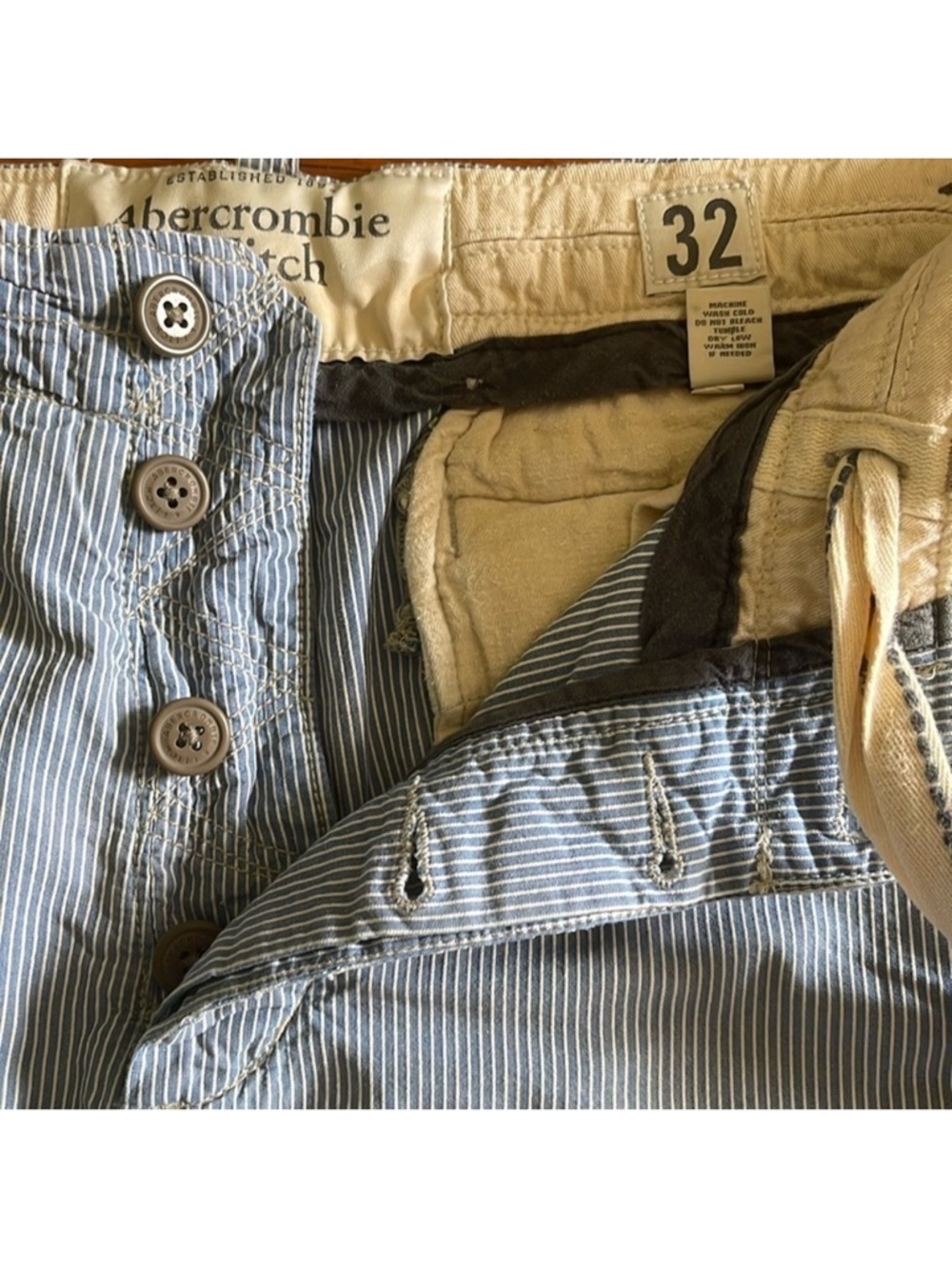 Abercrombie & Fitch Blue White Pinstripe Shorts High Rise Button Fly 32 - Picture 3 of 9